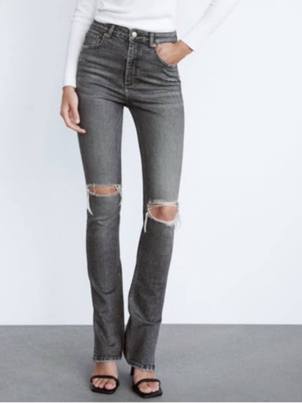 Zara High-Rise Gray Distressed Flare Jeans 030